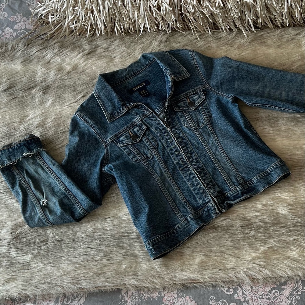 Vintage ABERCROMBIE & FITCH Distressed Destroyed Long Sleeve Jean Jacket Large
